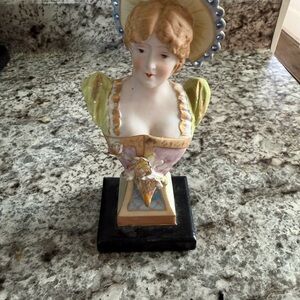 Vintage Porcelain Victorian Bust Lady